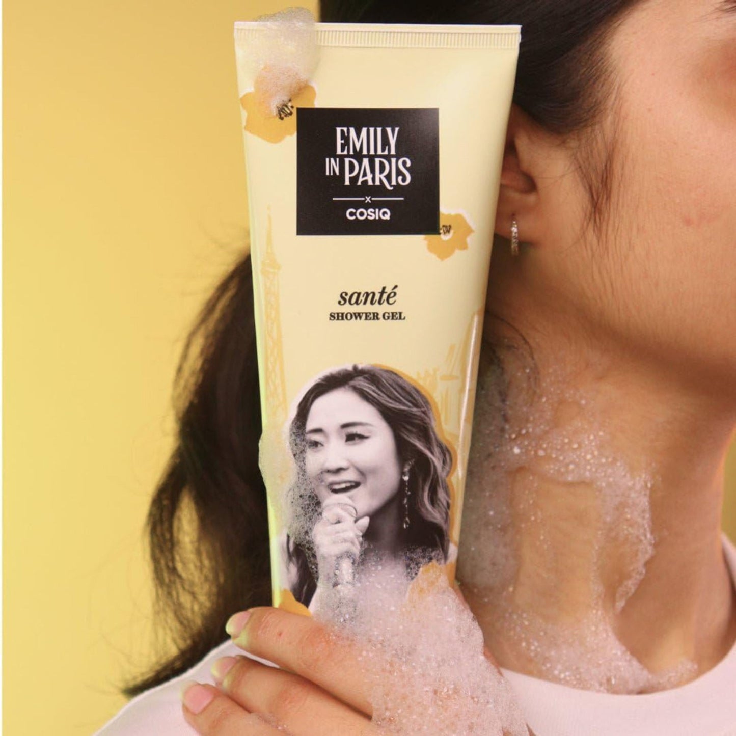 Cos-IQ Emily In Paris Mindy's Sante Body Wash Shower Gel