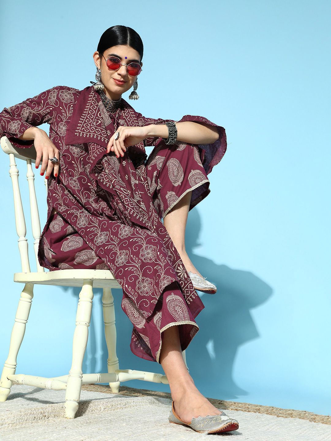 Dhiyona IE Women Paisley Organza All in the Details Kurta Set