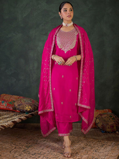 Indyancart IE Women Embroidered Regular Sequinned Kurta Set