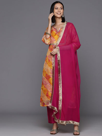 Indyancart VA Women's Leheriya Printed Straight Kurta with Trousers & Dupatta