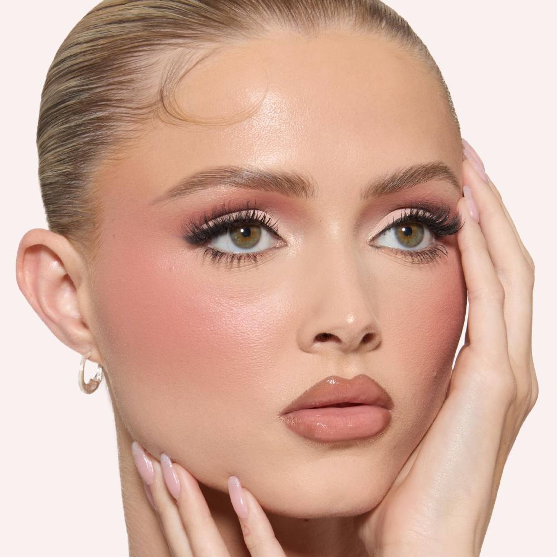 Huda Beauty Blush Filter Blurring Blushlighters Palette - Toasty Peach