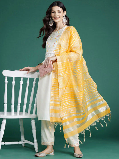 Indyancart IE Women Floral Yoke Design Pure Cotton Kurta with Trousers & Dupatta
