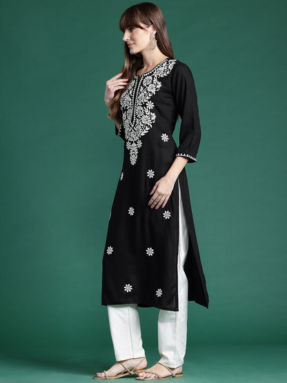 Dhiyona IE Floral Embroidered Thread Work Kurta