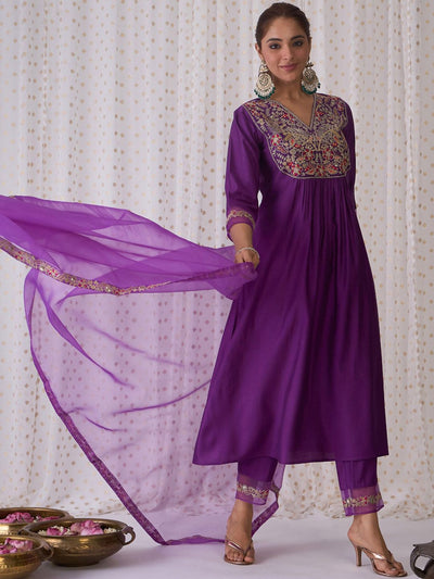 Indyancart IE Floral Embroidered V-Neck Liva Kurta with Trousers & Dupatta