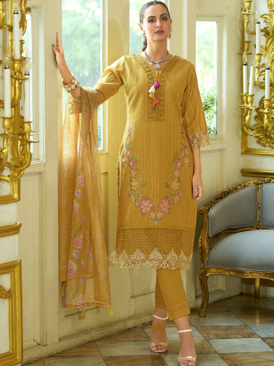 Indyancart VA Women'sFloral Embroidered V-Neck Thread Work Pure Cotton Kurta With Trousers And Dupatta