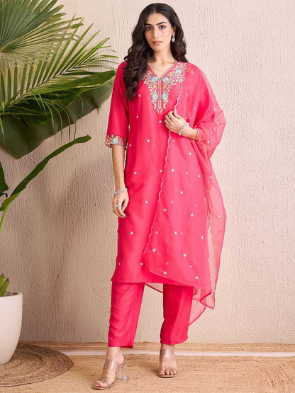 Indyancart IE Women Floral Embroidered Regular Thread Work Kurta with Trousers & With Dupatta