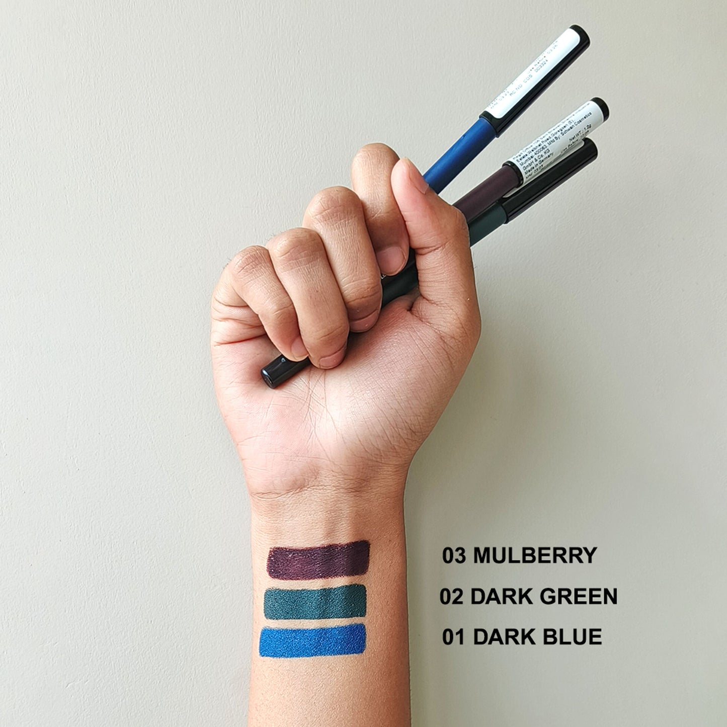 Flicka Keep It Bold Eye Kajal Smooth & Creamy Waterproof & Smudgeproof Intense Pigment - Green