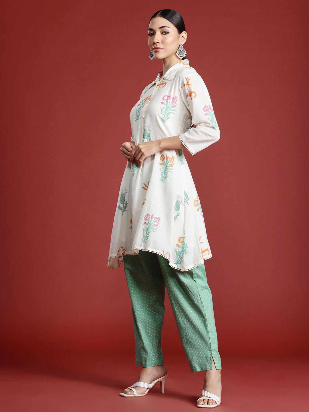 Indyancart IE Floral Printed Pure Cotton Kurti with Trousers