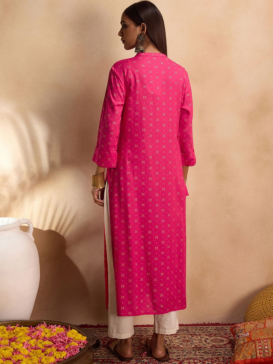 Indyancart IE Ethnic Motifs Printed Mirror Work Straight Kurta
