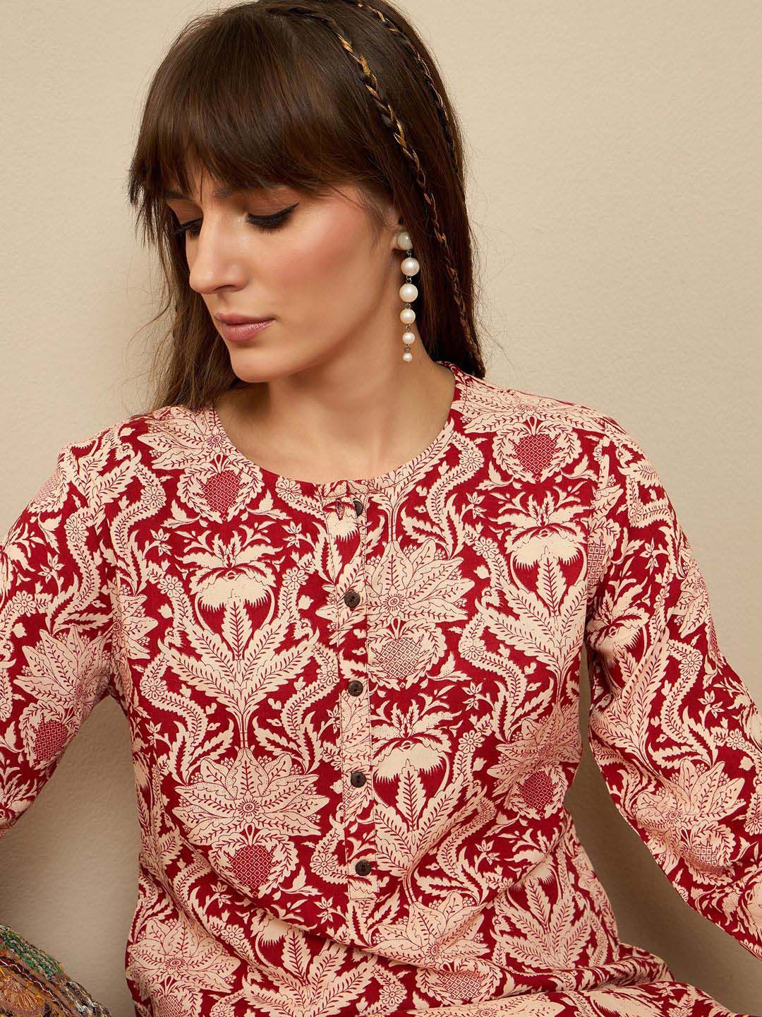 Indyancart IE Floral Printed Round Neck Straight Kurta