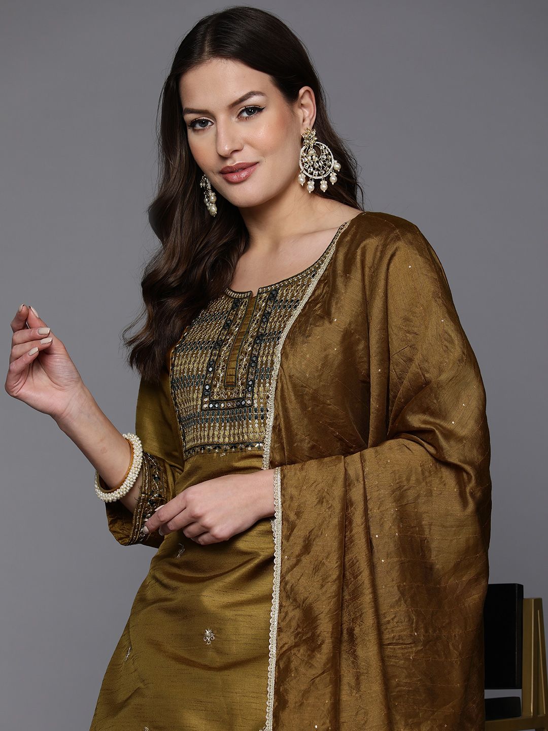 Indyancart IE Women Yoke Design Regular Mirror Work Kurta with Trousers & With Dupatta