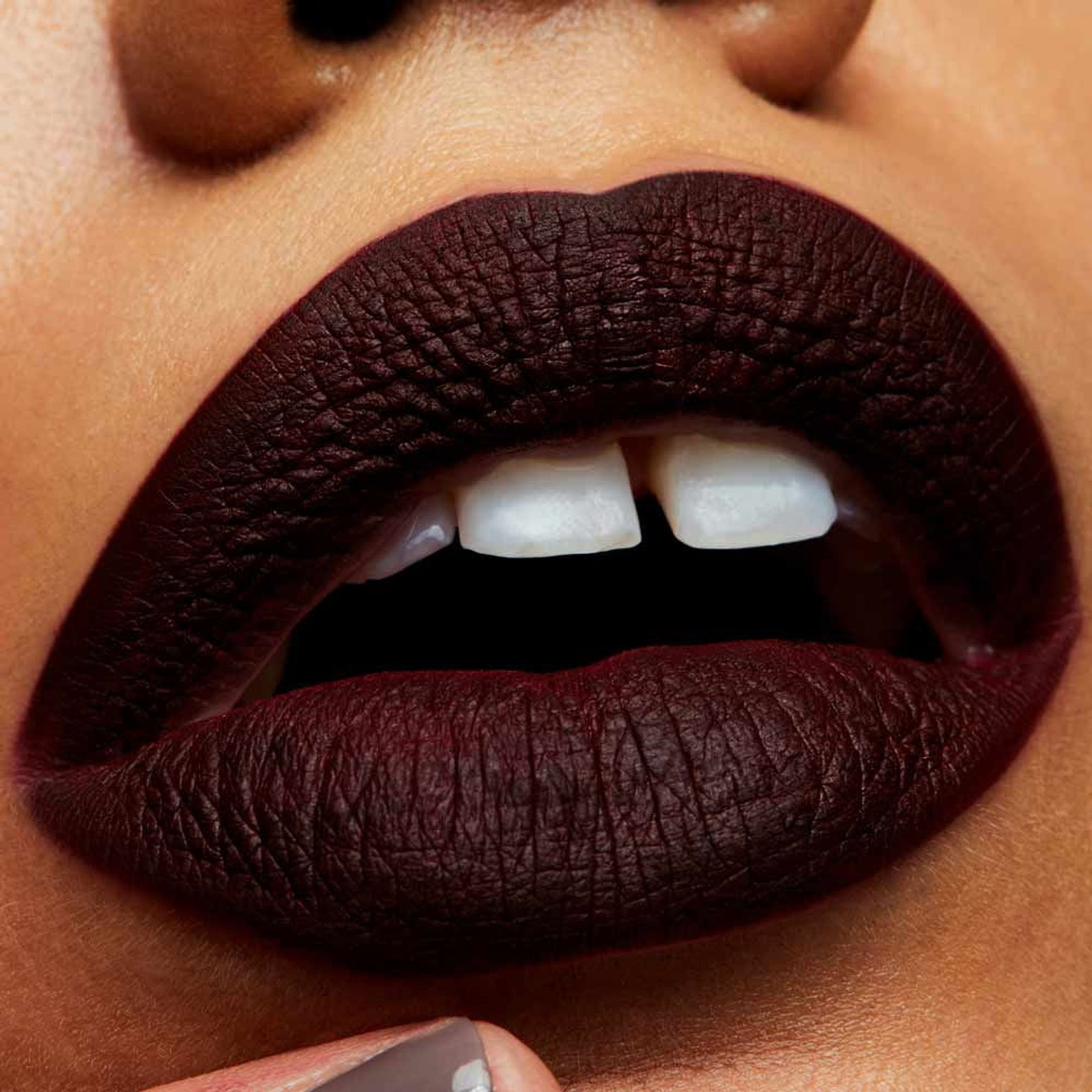 M.A.C Retro Matte Liquid Lipcolour - High Drama