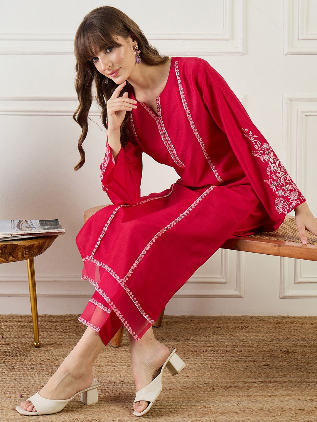 Floral Embroidered Notch Neck Zari Panelled Straight Kurta & Trousers