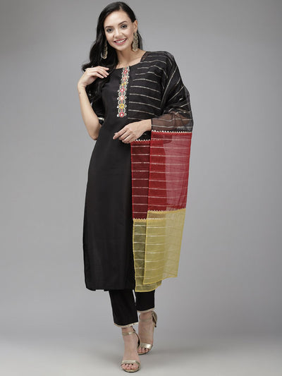 Indyancart IE Women Black Regular Thread Work Liva Kurta with Trousers & Dupatta