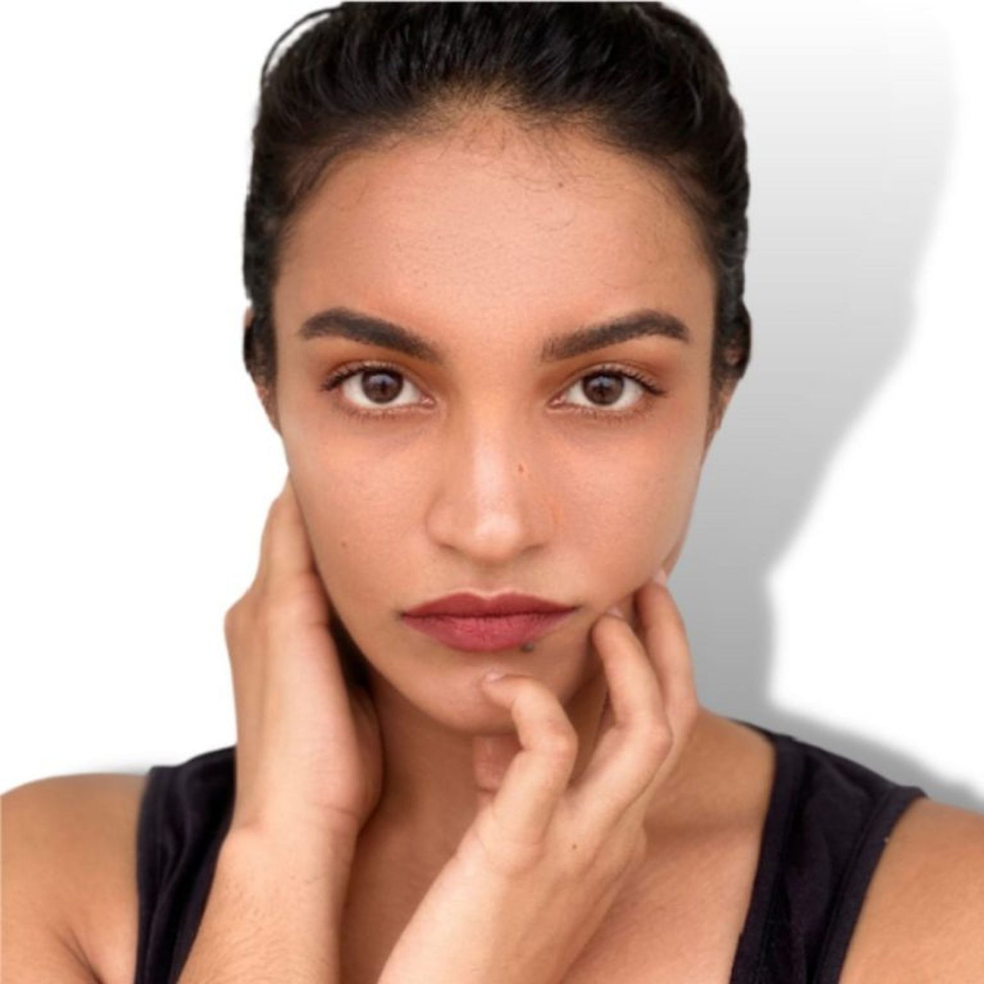 Ruby's Organics Skin Tint Mattifying Foundation - 1.8 Light Medium