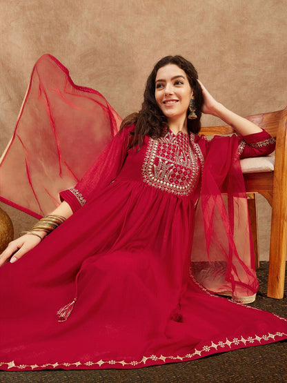 Indyancart SN Women's Yoke Design Embroidered Kurta Sets With Dupatta