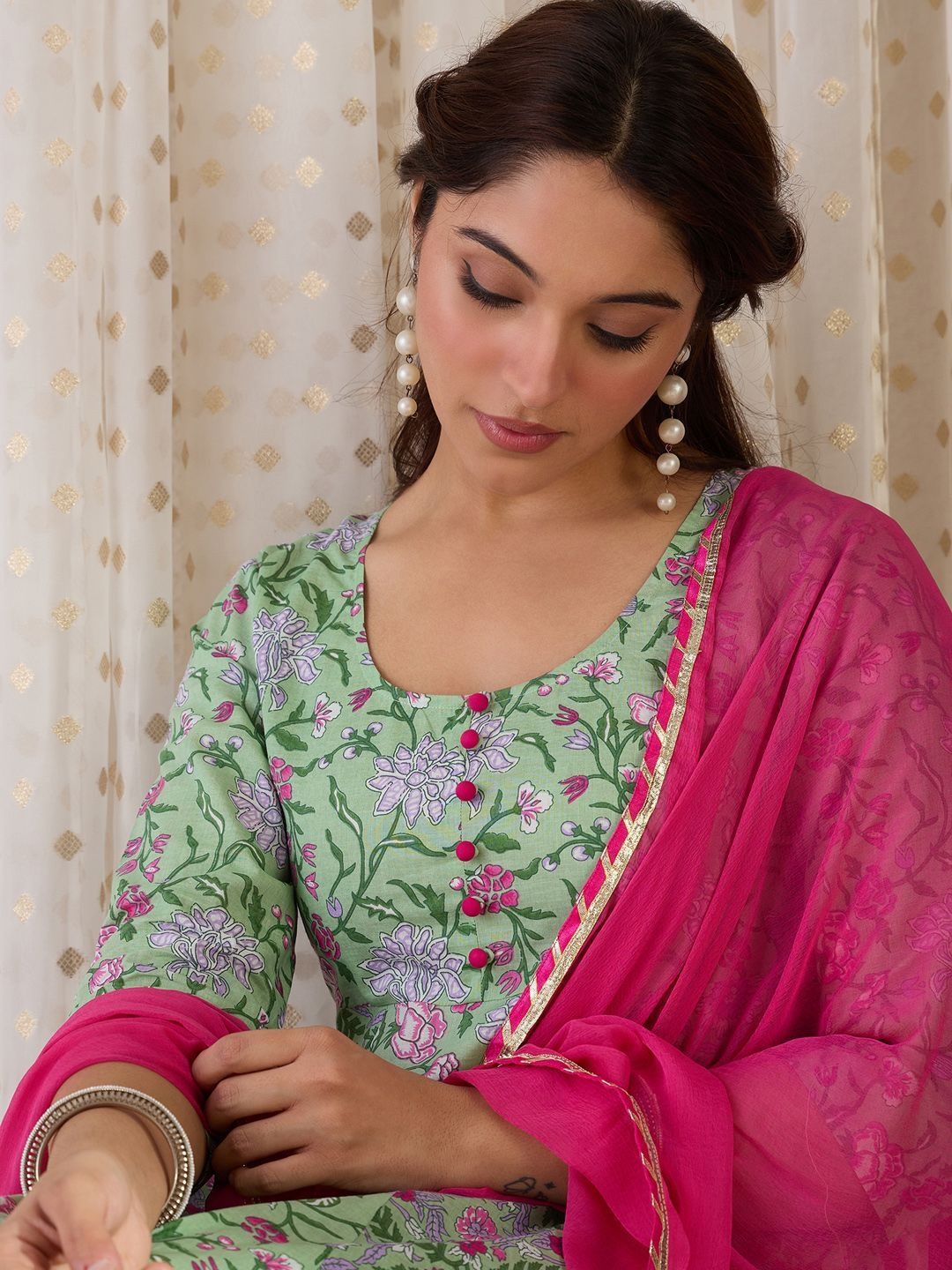 Women Floral Printed Panelled Pure Cotton Kurta with Trousers & With Dupatta