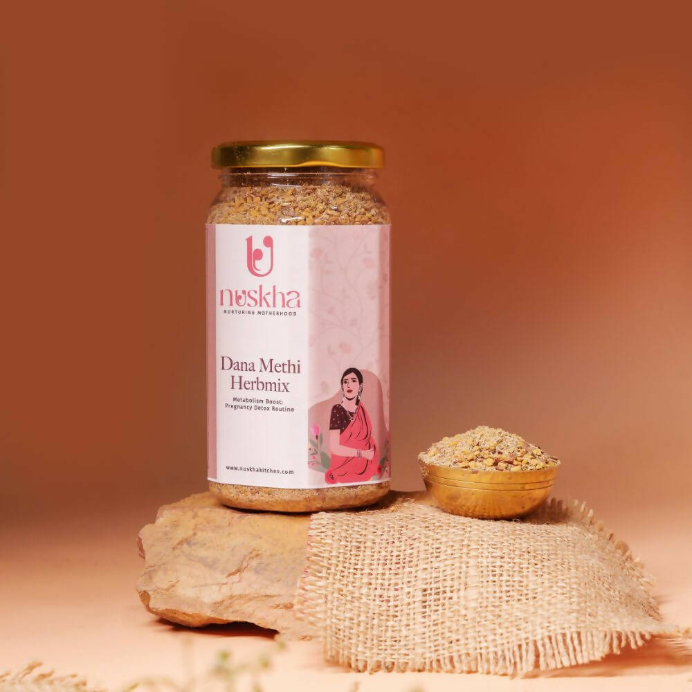 Nuskha Dana Methi Herbmix health drink in a glass with fresh herbs, promoting wellness and natural health benefits.