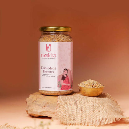 Nuskha Dana Methi Herbmix health drink in a glass with fresh herbs, promoting wellness and natural health benefits.