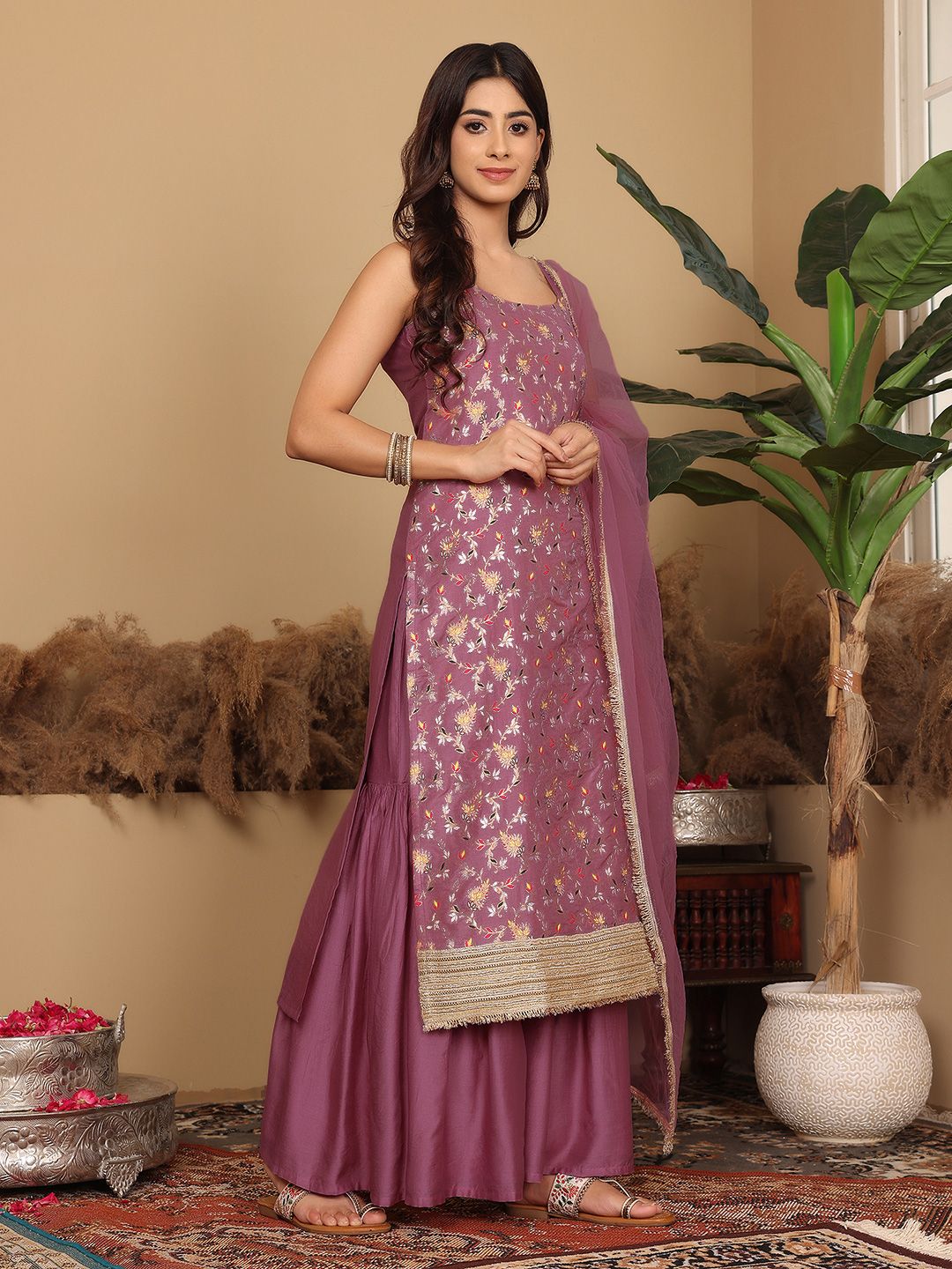 Dhiyona VA Women's Floral Embroidered Regular Gotta Patti Kurta with Sharara & Fringed Dupatta