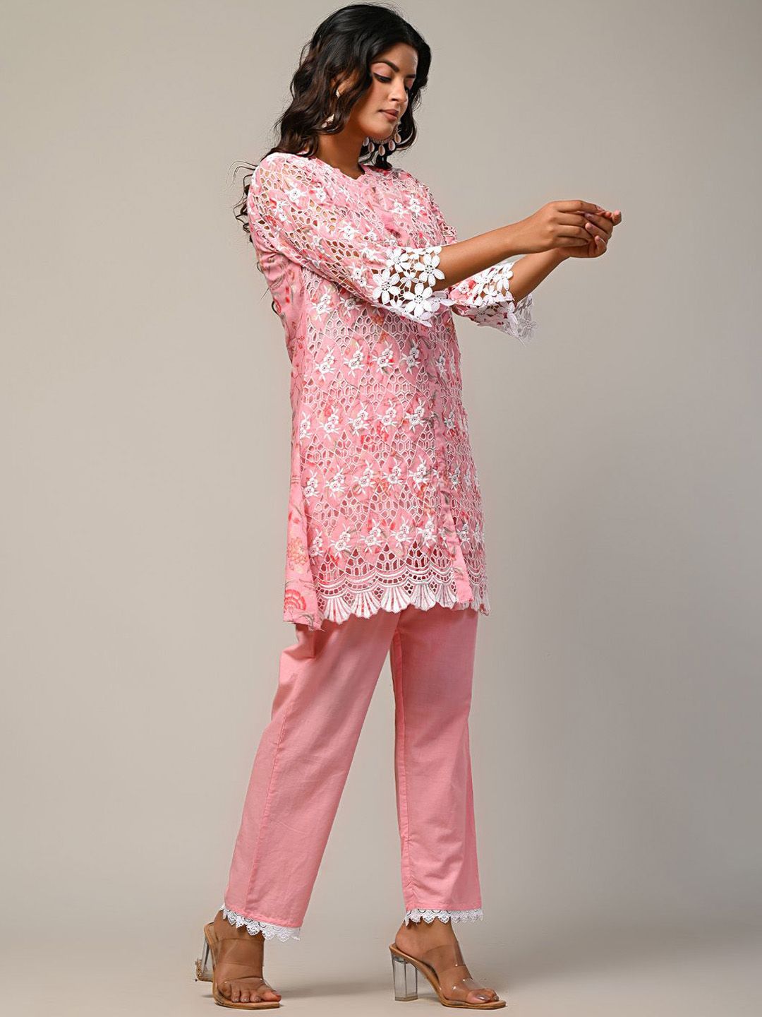 Indyancart IE Embroidered Mandarin Collar Pure Cotton Tunic With Trouser