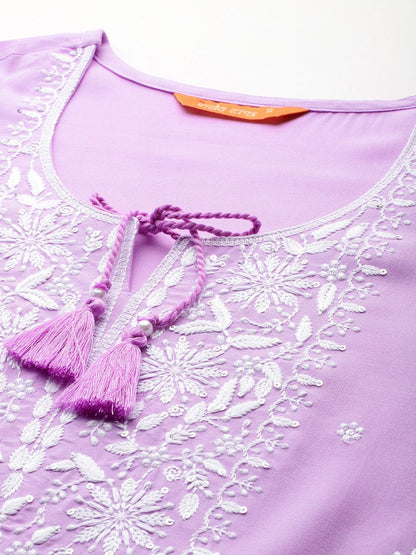 Dhiyona IE Floral Embroidered Thread Work Kurta