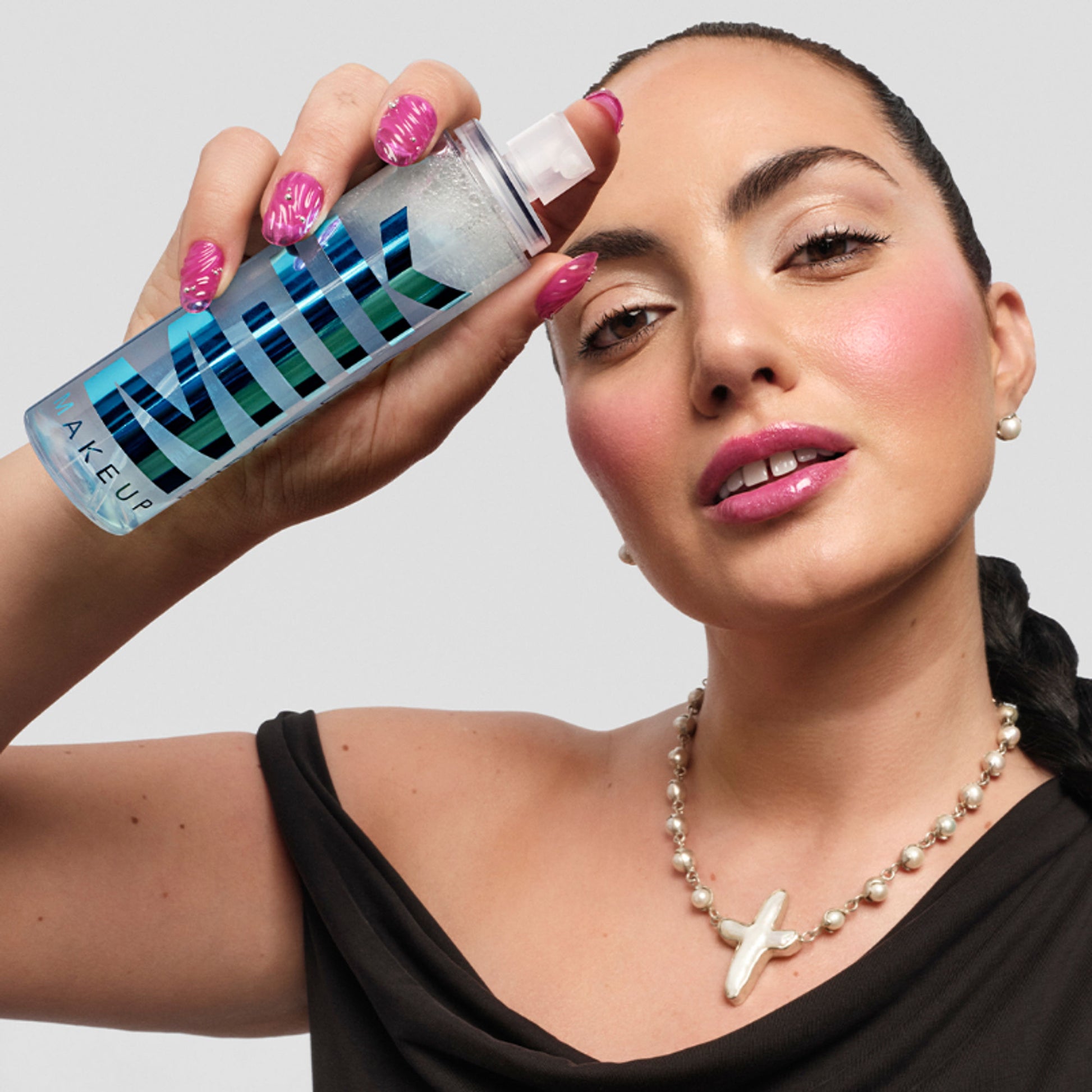 MILK MAKEUP Hydro Grip Set + Refresh Spray