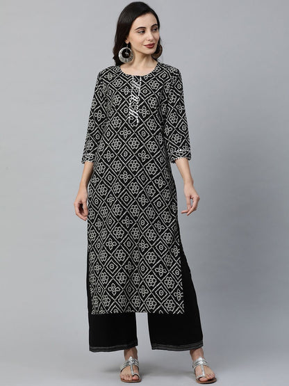 Indyancart IE Women Black & White Printed Straight Kurta