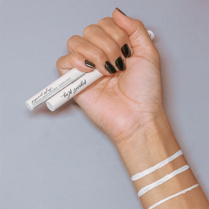 Pigment Play Eternal Liquid Eyeliner - White Light