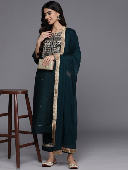 Indyancart VA Women'sGreen Ethnic Motifs Embroidered Straight Kurta With Trousers & Dupatta