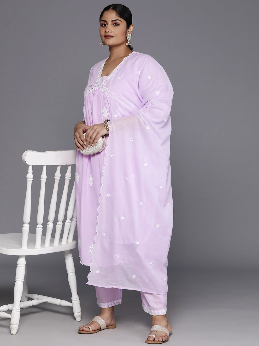 Indyancart VA Women'sPlus Size Floral Embroidered Empire Thread Work Pure Cotton Kurta Set