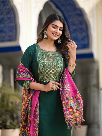 Indyancart VA Women's Floral Yoke Design Regular Gotta Patti Pure Cotton Kurta with Trousers & With Dupatta