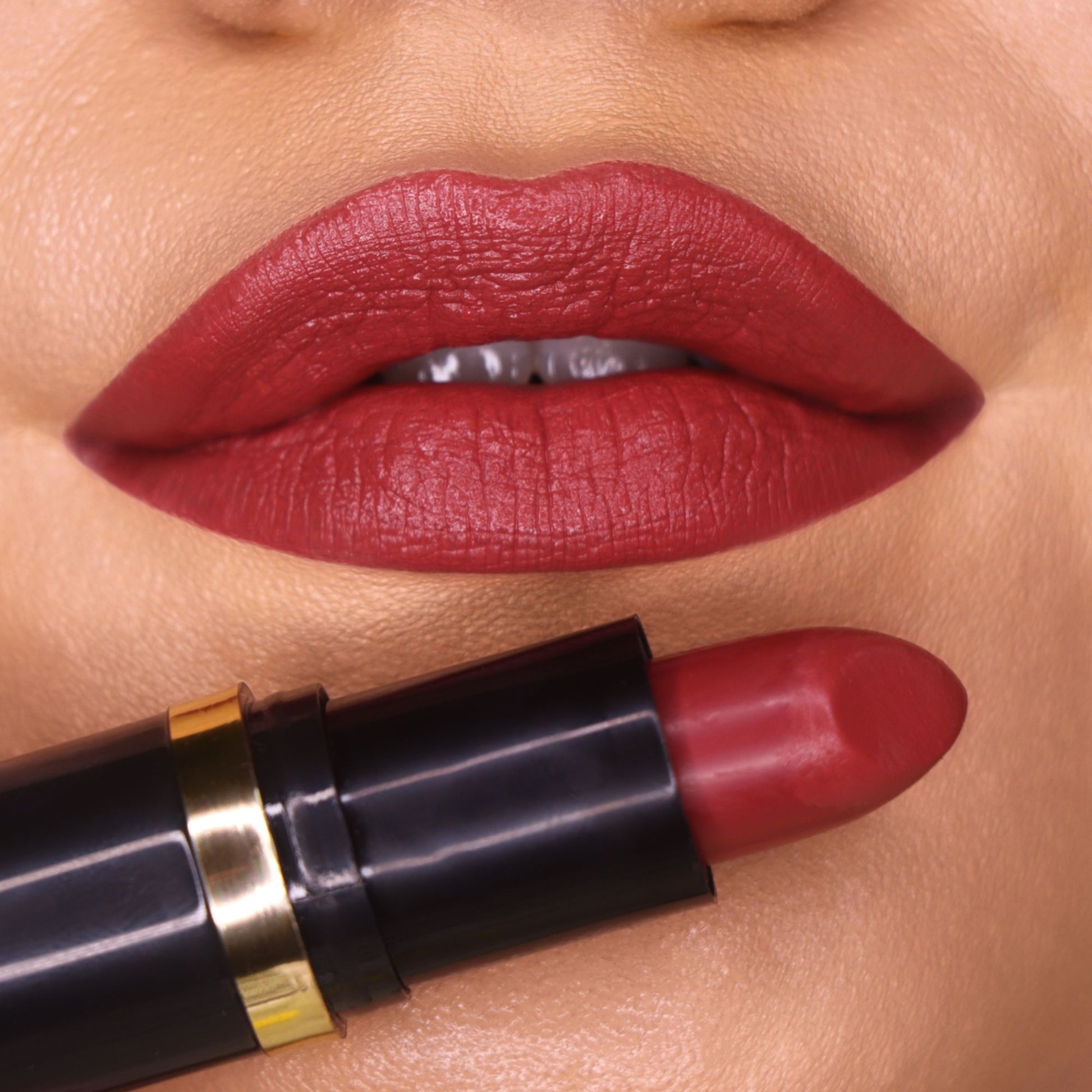 IBA Moisture Rich Limited Edition Lipstick - E03 Sweet Heart
