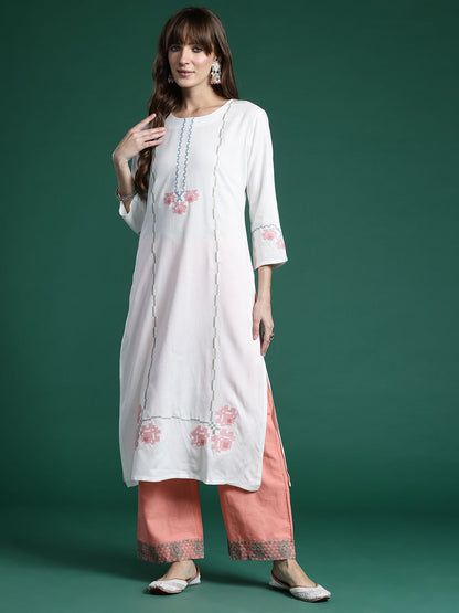 Indyancart IE Floral Embroidered Thread Work Kurta