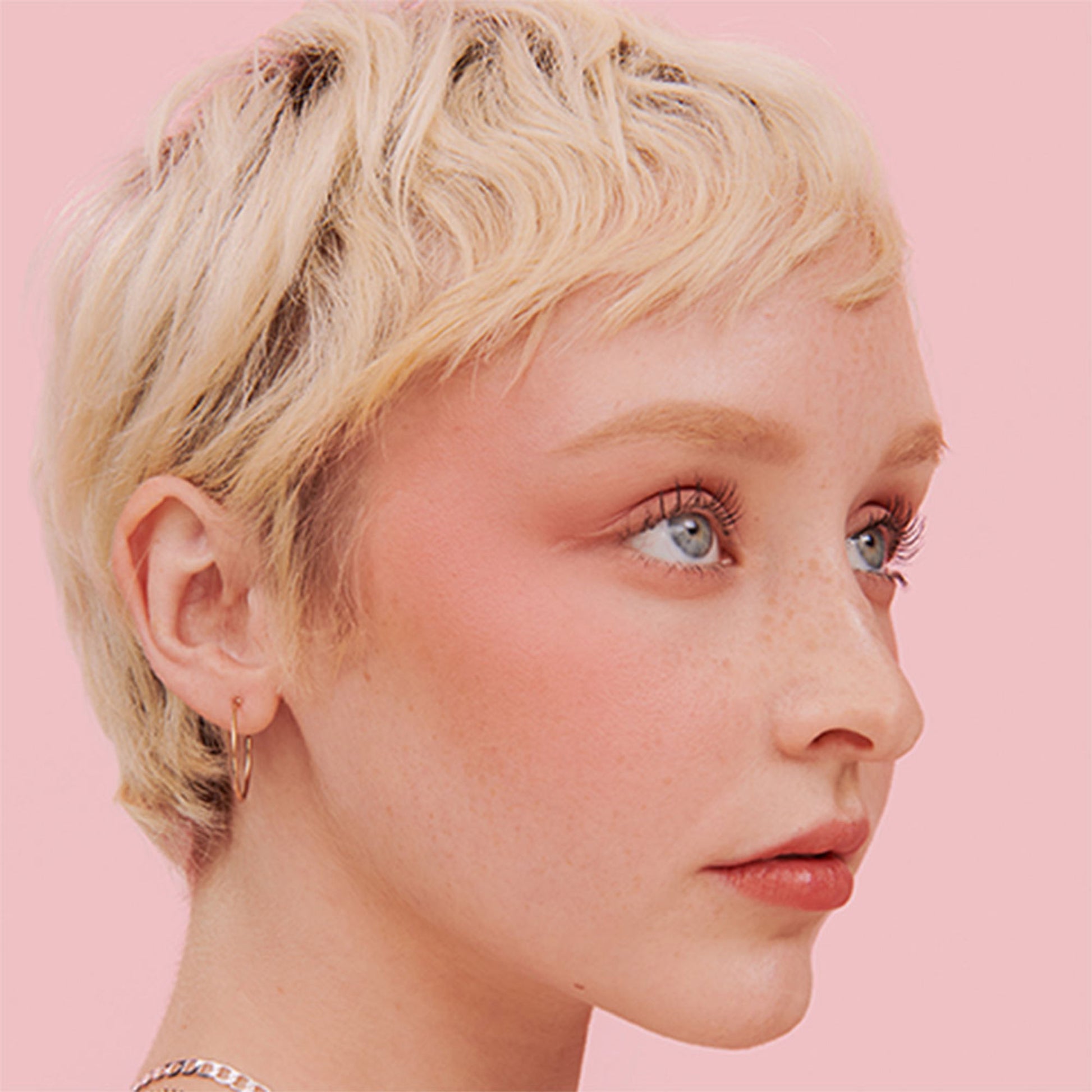 Benefit Cosmetics Shellie Warm-Seashell Pink Blush