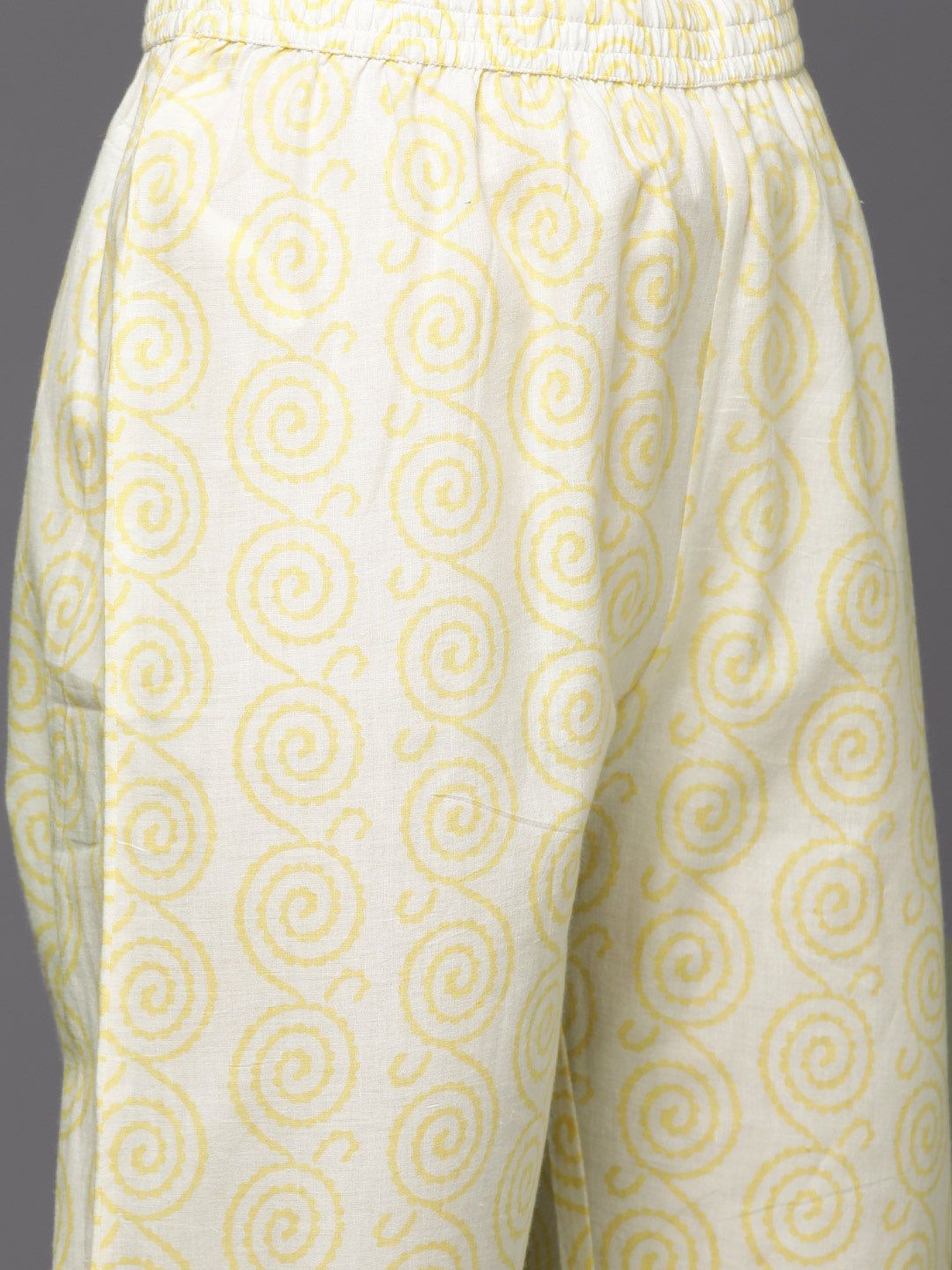 Indyancart VA Women's Beige Floral Printed Beads and Stones Pure Cotton Kurta with Trousers