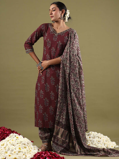 Indyancart IE Floral Printed Pure Cotton Straight Kurta With Salwar & Dupatta