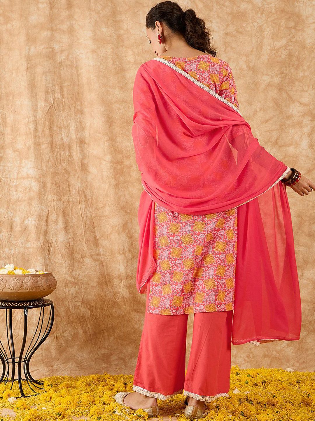 Paisley Printed Straight Kurta With Trousers & Dupatta
