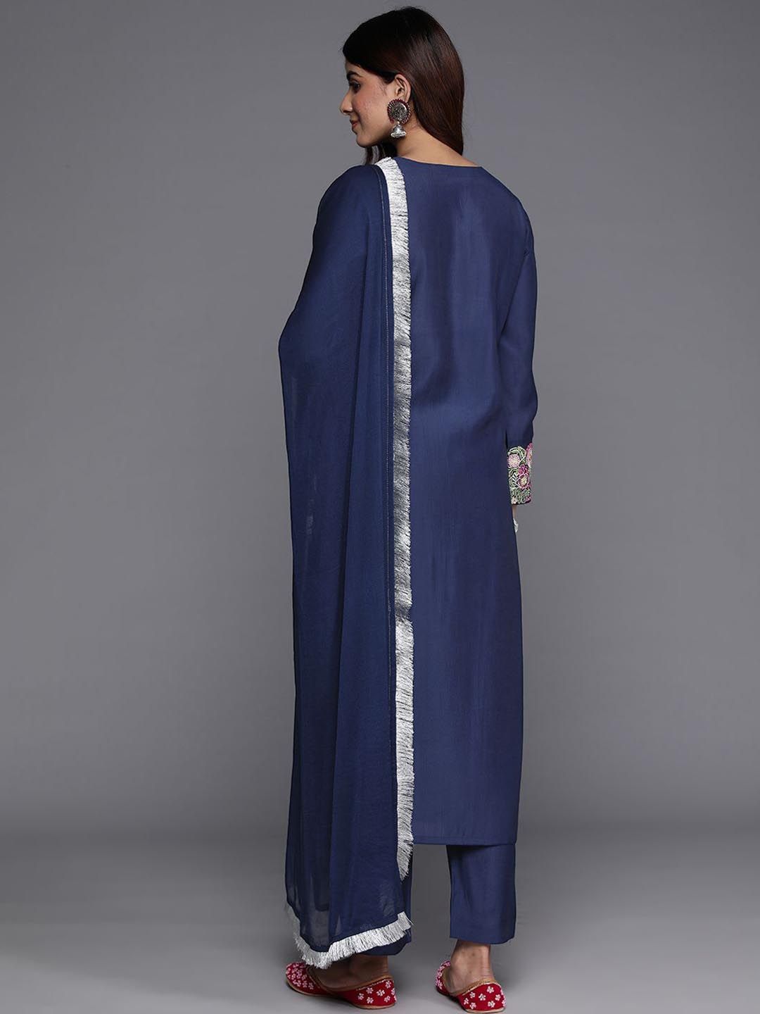 Indyancart VA Women's Floral Embroidered Thread Work Straight Kurta & Trousers With Dupatta