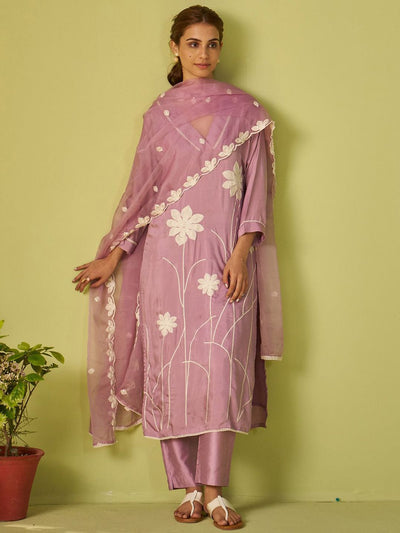 Indyancart IE Women Floral Embroidered Kurta with Trousers & Dupatta