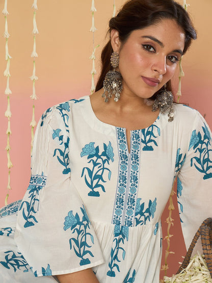 Indyancart IE Women Floral Printed Regular Pure Cotton Kurta with Palazzos