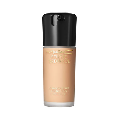 M.A.C Studio Radiance Serum-Powered Foundation - NW20