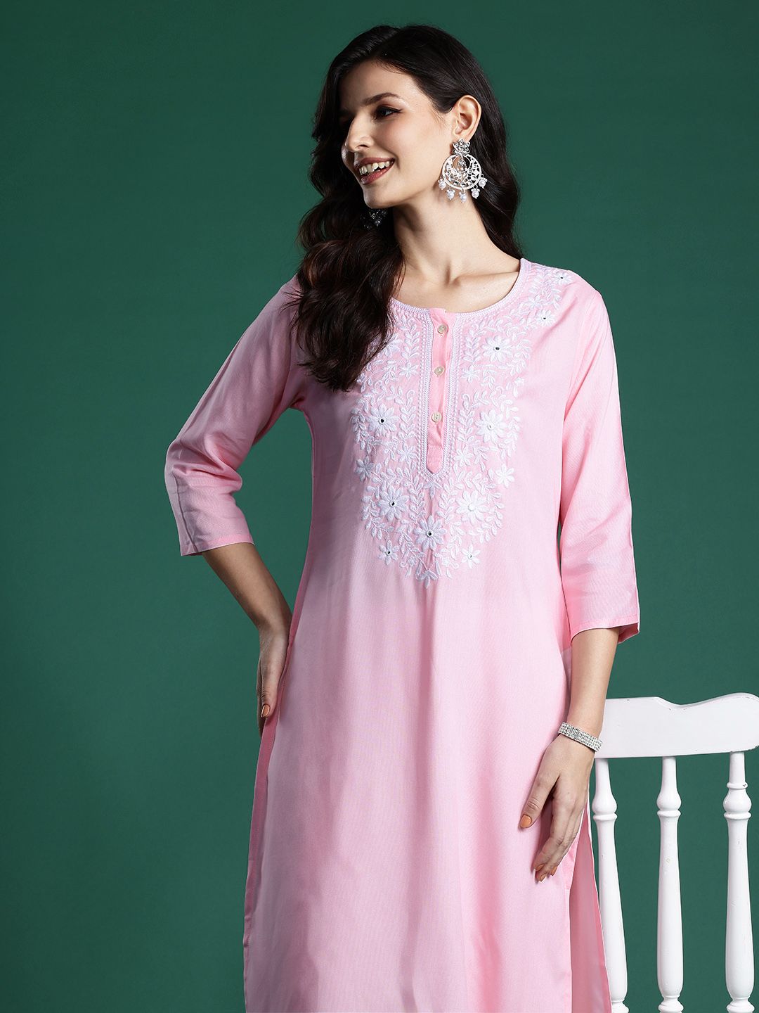 Indyancart IE Floral Embroidered Thread Work Kurta
