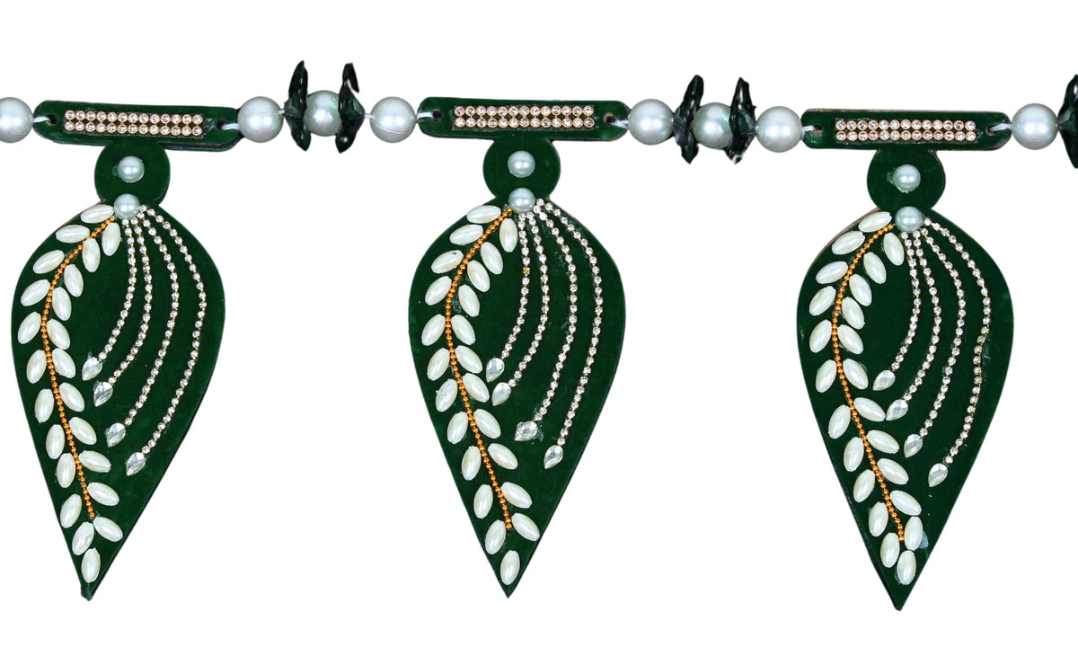 Toran for Main Door Entrance, Handmade Mango Leaf Toran, Traditional Bandarwal for Festival, Pooja, Wedding & Home Decor, Doorway Decorative Hanging (42 x 6 Inches, Green)