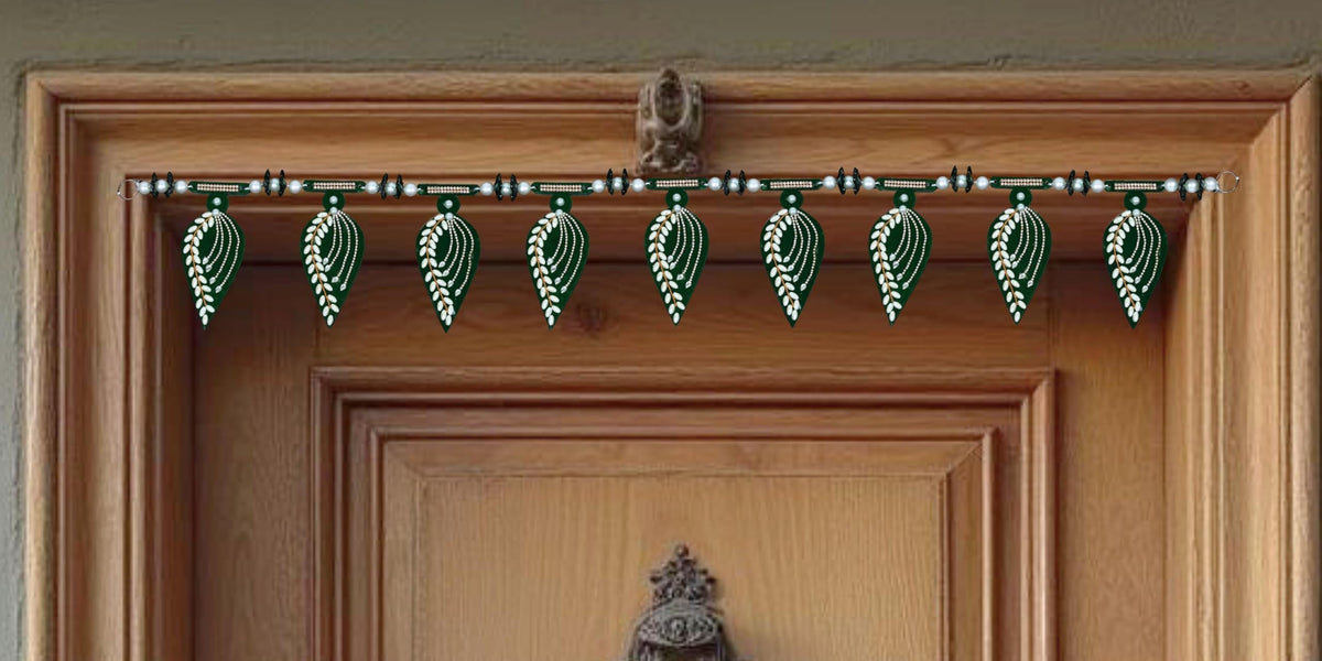 Toran for Main Door Entrance, Handmade Mango Leaf Toran, Traditional Bandarwal for Festival, Pooja, Wedding & Home Decor, Doorway Decorative Hanging (42 x 6 Inches, Green)