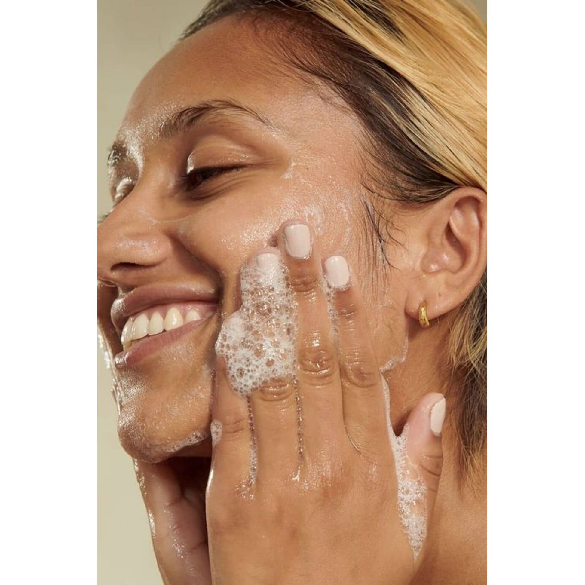 The Body Shop Seaweed Oil Control Gel Face Wash