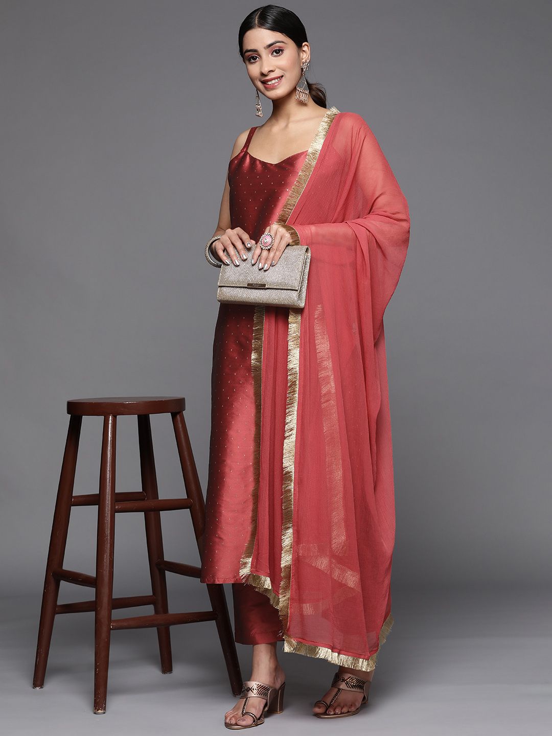 Dhiyona VA Women's Sweetheart Neck Kurta With Trousers & Dupatta