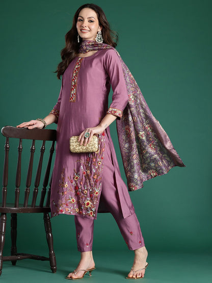 Indyancart IE Floral Embroidered Thread Work Kurta with Trousers & With Dupatta