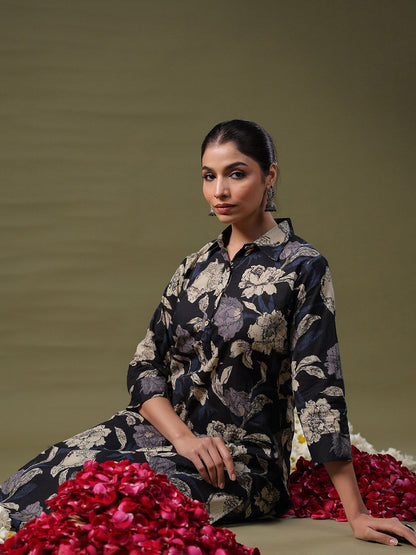 Dhiyona IE Black Floral Printed Shirt Collar Straight Pure Cotton Kurta With Trouser