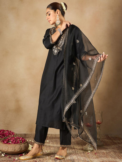 Indyancart IE Women Ethnic Motifs Embroidered Regular Liva Kurta with Trousers & With Dupatta